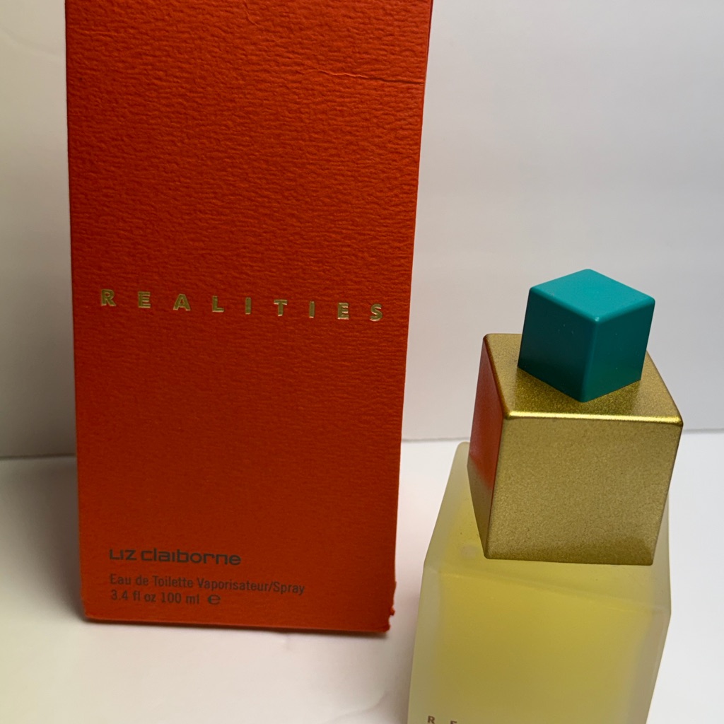 Realities By Liz Claiborne Discontinued Edt Spray 34 Oz  100 Ml Nib  Rare